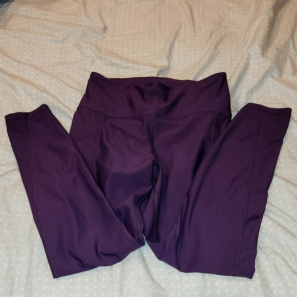 Old Navy High Rise Purple Leggings w Pockets! - Picture 1 of 3